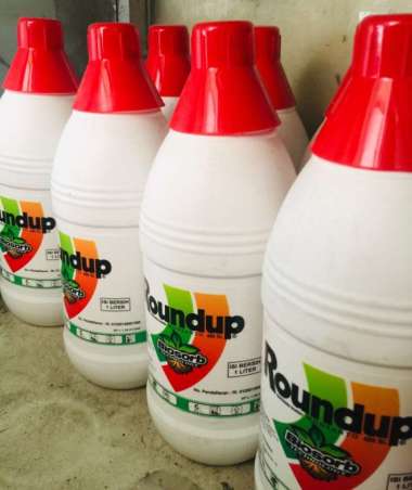 Roundup 1 liter Obat Pembasmi Rumput Dan Gulma
